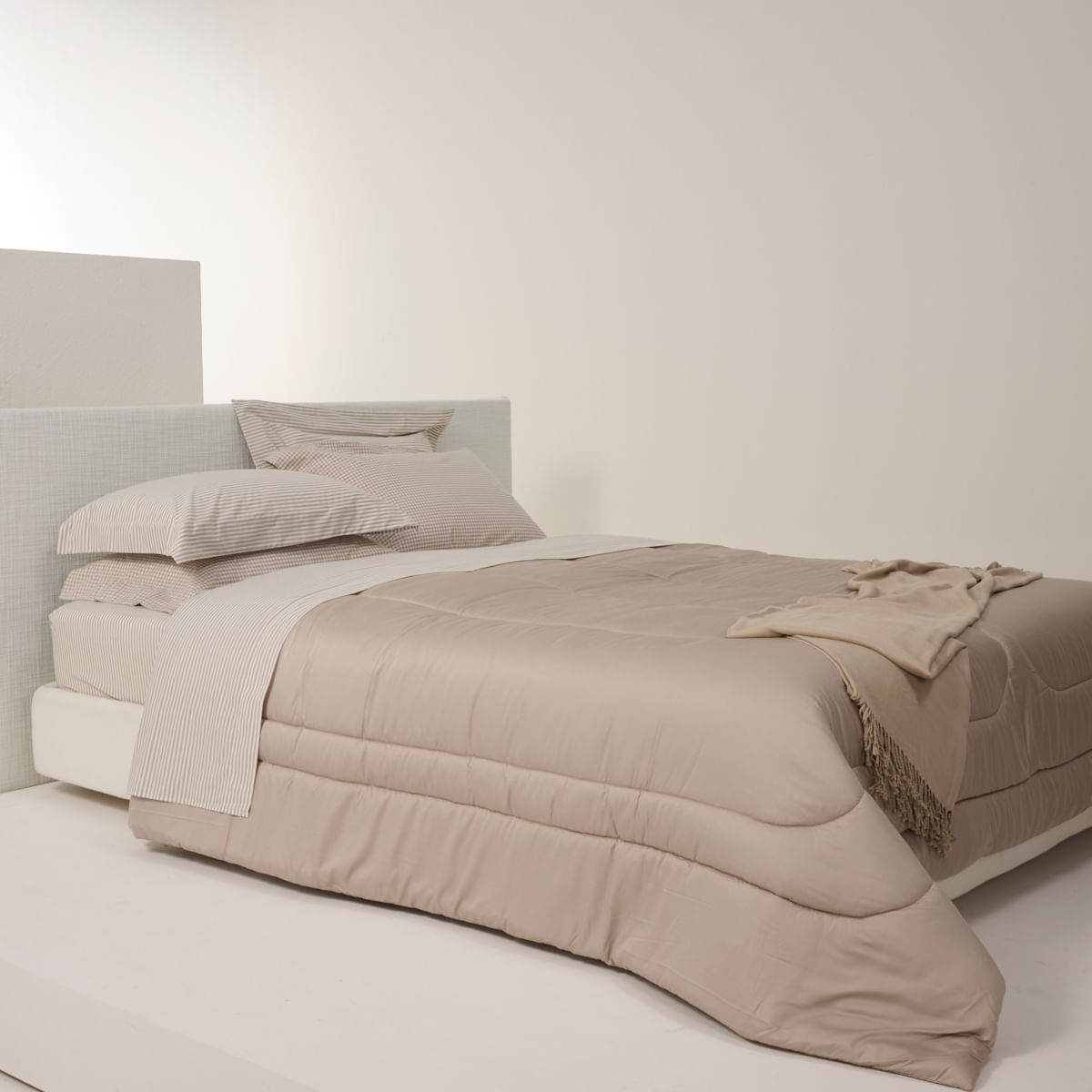 01 10 2440 Jogo de Lencol Mix And Matchs listras Caqui Branco 002